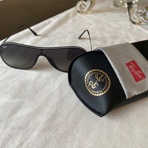 Men’s Ray Ban Sunglasses